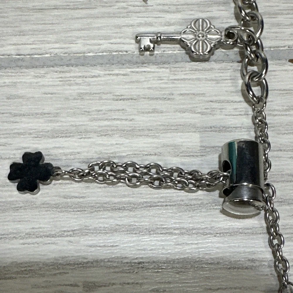 Apple Watch Band Metal Silvertone w/ Faux Diamond Charms